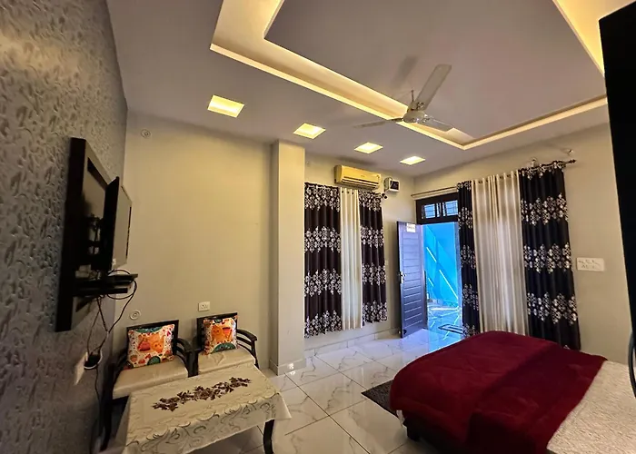 Hotel Tulsi Inn
