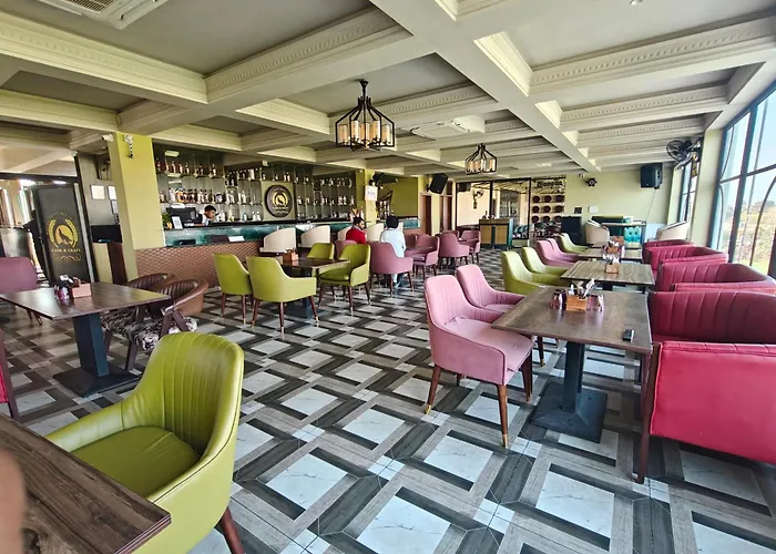 Hotel Nandaashish